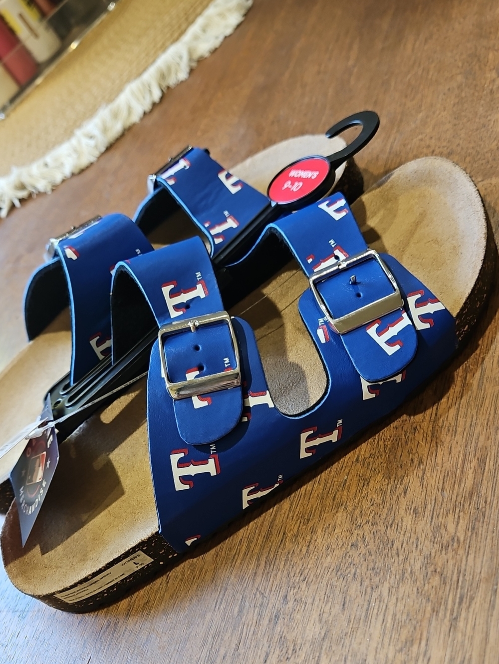 These blue Texas Rangers double-buckle sandals by FOCO - Picture 3 of 12